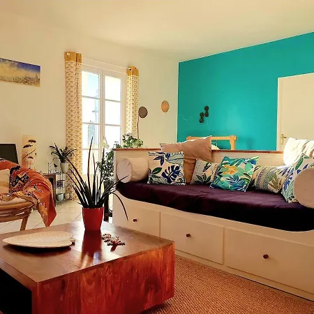 Daire Spacious With Terrace And Mountain View Aiglun (Alpes-de-Haute-Provence)